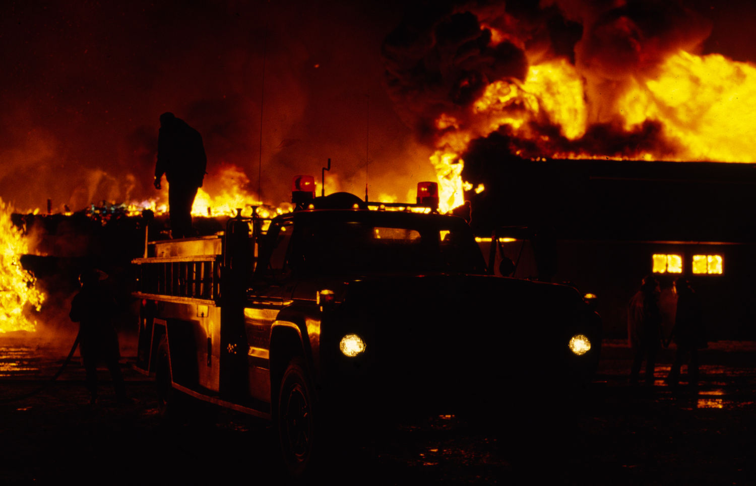 Sneaker Inn fire, December 22, 1980